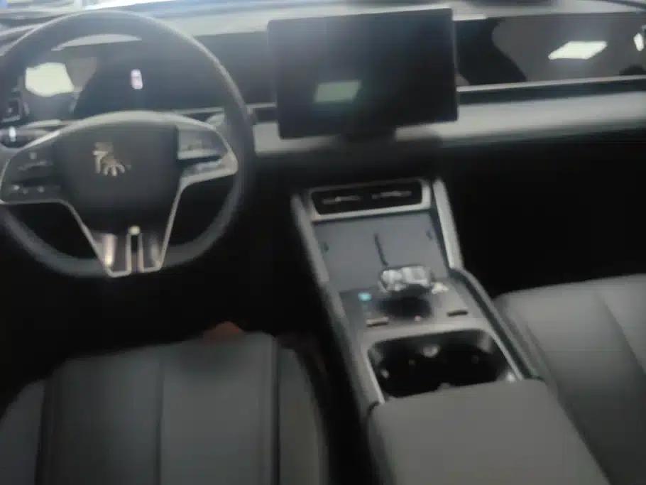 Qin L 2024 DM-i 120KM Super Edition — миниатюра 12