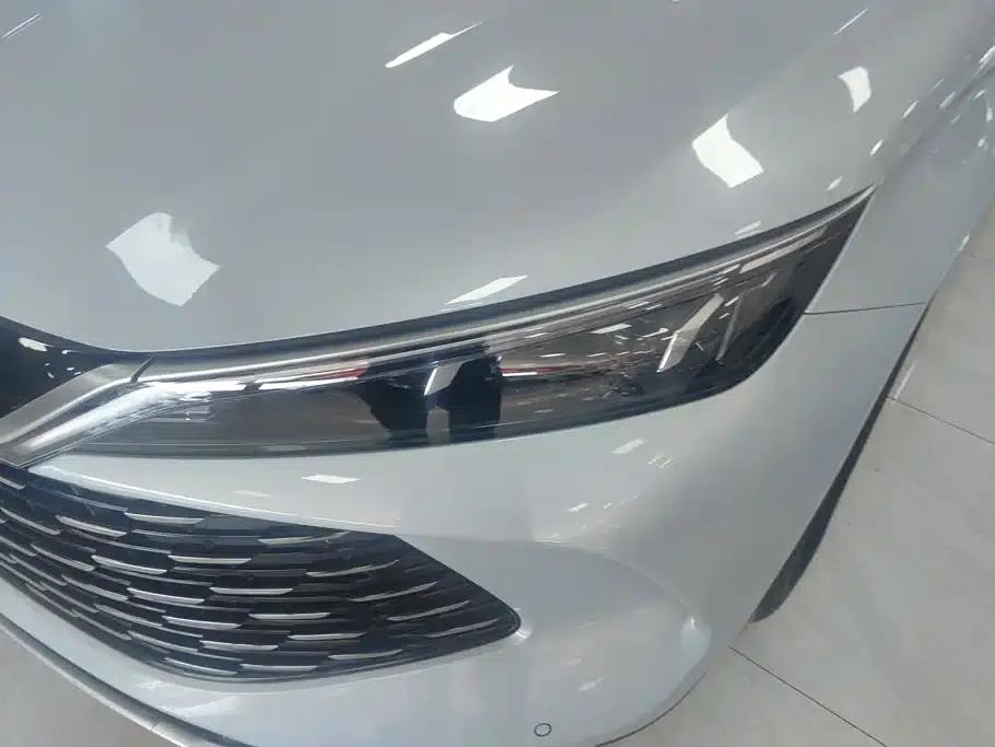 Qin L 2024 DM-i 120KM Super Edition — миниатюра 5