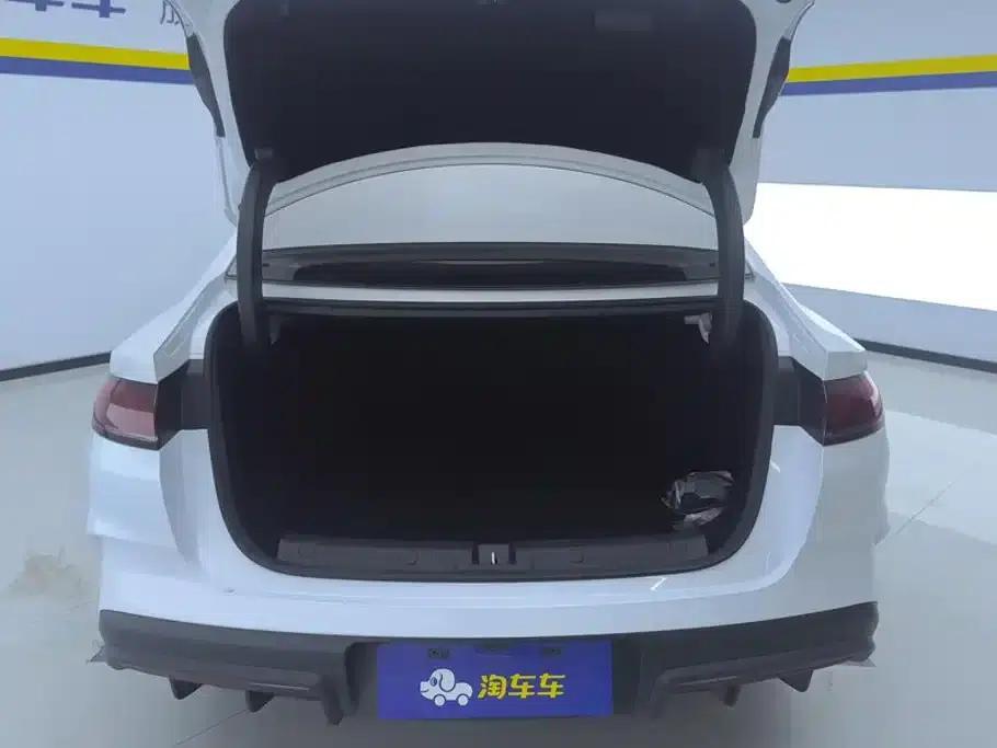 Qin L 2024 DM-i 120KM Leading Edition — миниатюра 4