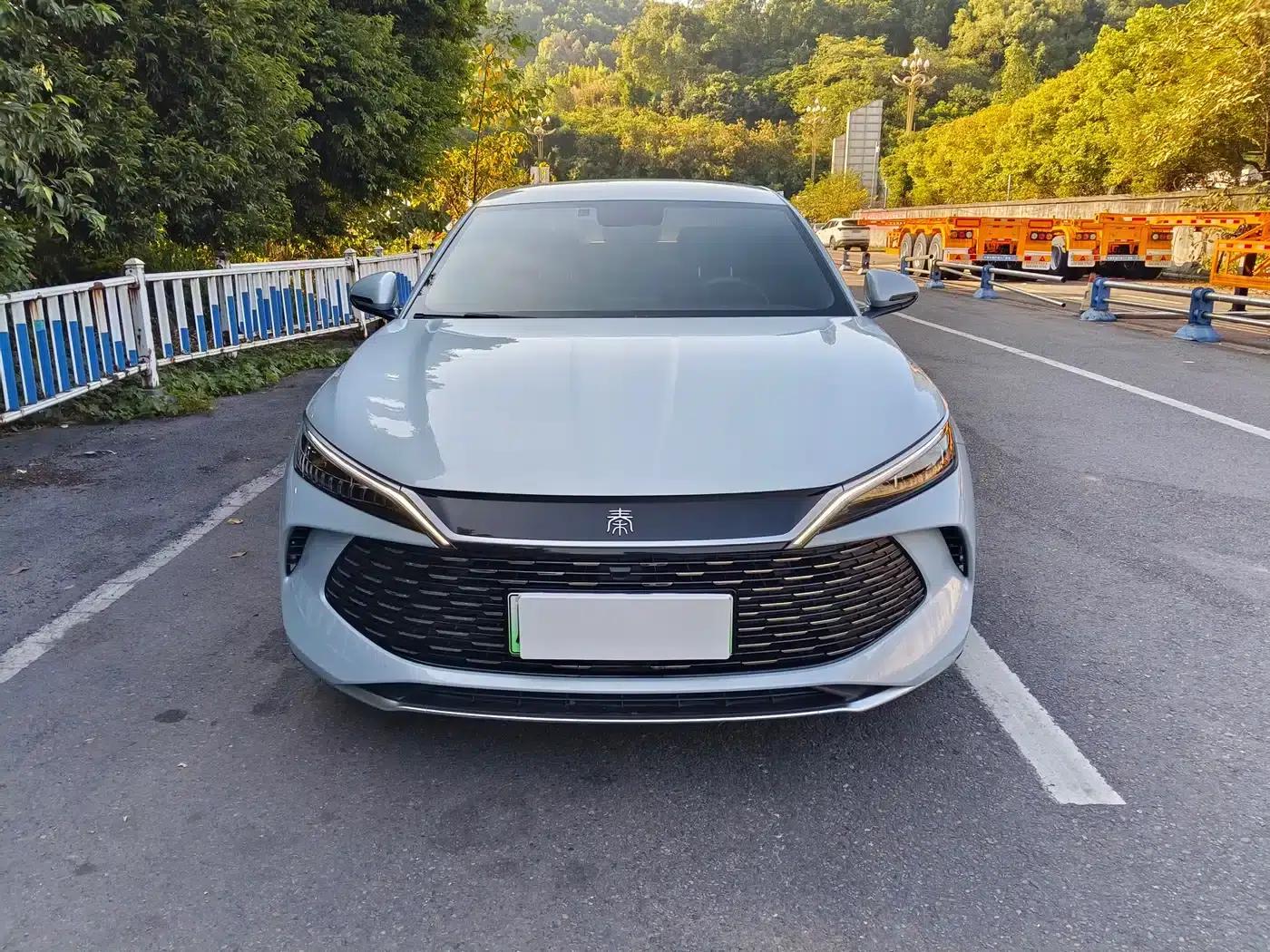 Qin L 2024 DM-i 80KM Leading Edition — миниатюра 2