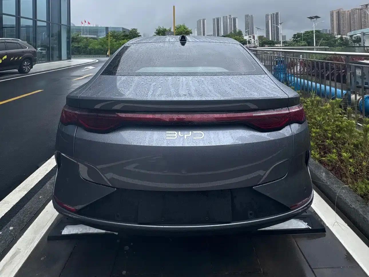 Qin L 2025 EV 545KM Premium Edition — миниатюра 4