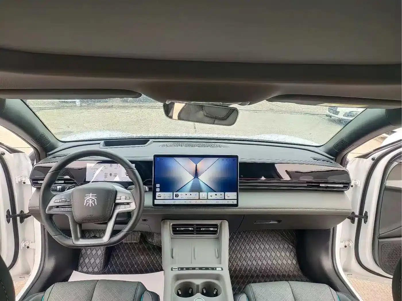 Qin L 2025 EV 545KM Cloud Carriage Edition — миниатюра 11
