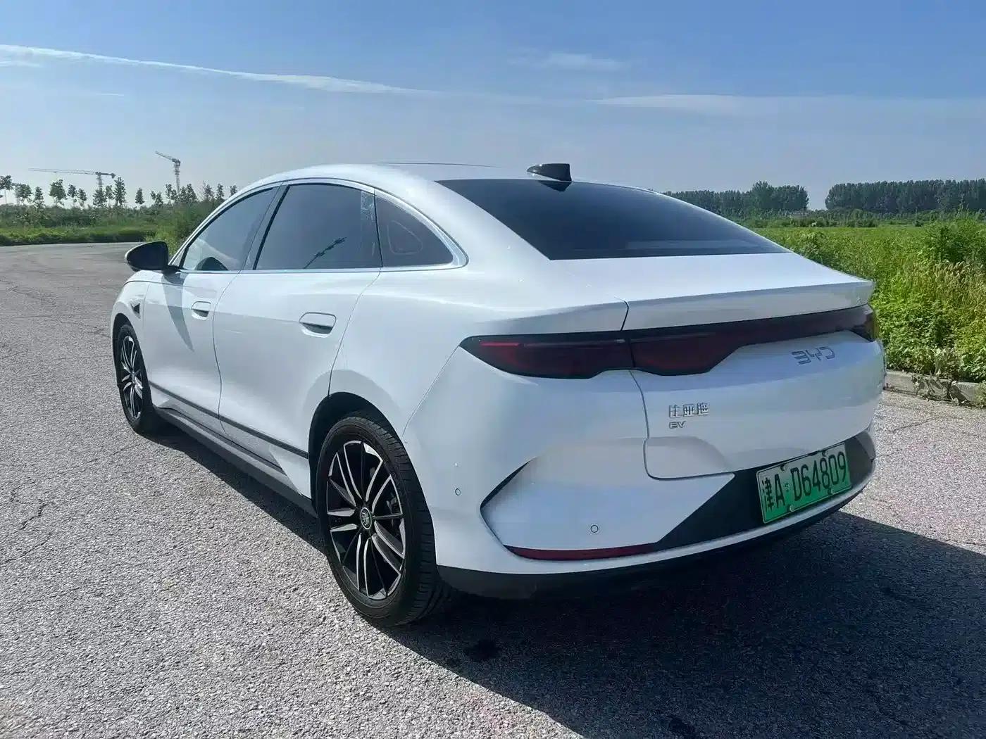 Qin L 2025 EV 545KM Premium Edition — миниатюра 6