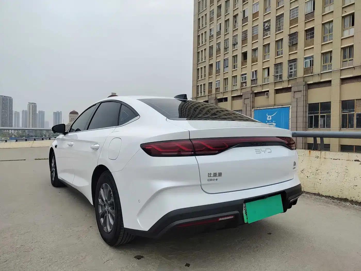 Qin L 2025 DM-i Intelligent Driving Edition 80KM Superior Model — миниатюра 6