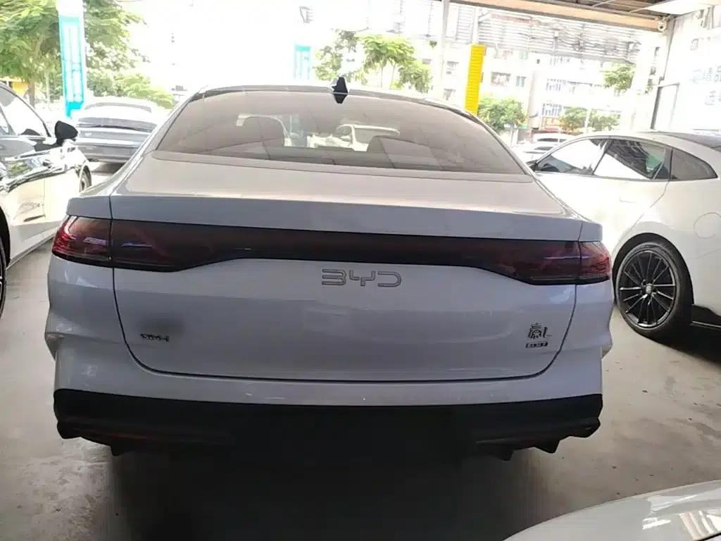 Qin L 2025 DM-i Intelligent Driving Edition 80KM Leading Model — миниатюра 6