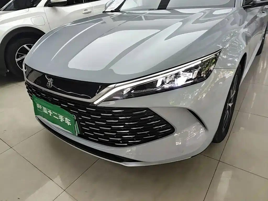 Qin L 2024 DM-i 120KM Leading Edition — миниатюра 24