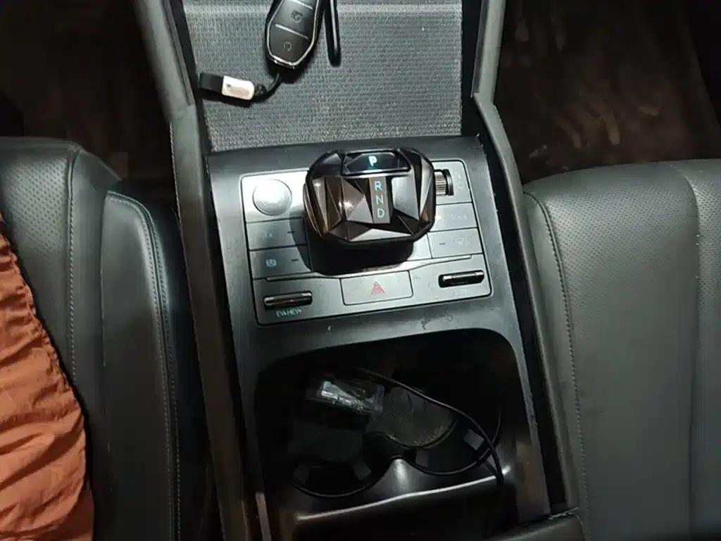 Qin L 2024 DM-i 80KM Super Edition — миниатюра 14