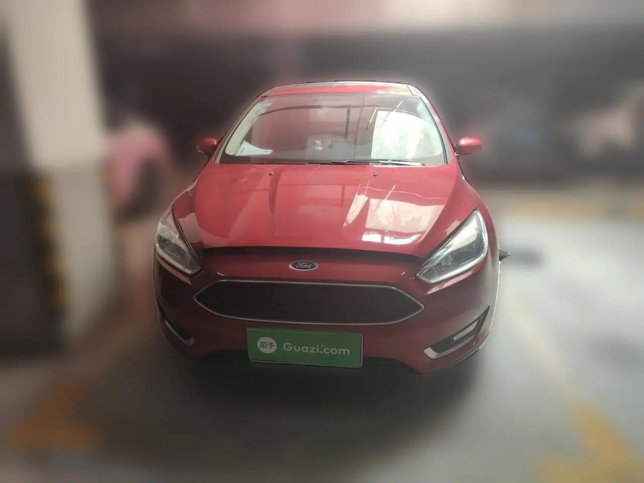 Ford Focus 2018 Hatchback Classic EcoBoost 180 Automatic Elite Model — миниатюра 2