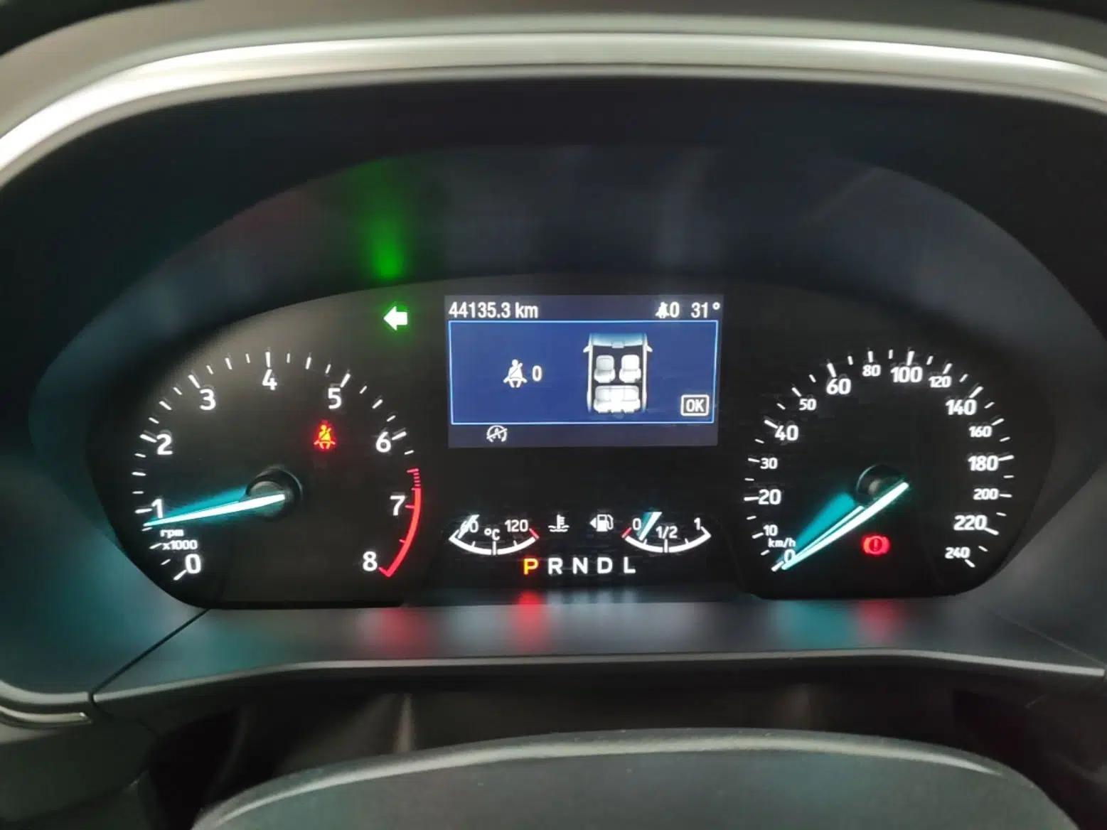 Ford Focus 2020 Hatchback EcoBoost 180 Automatic Trend Edition — миниатюра 14