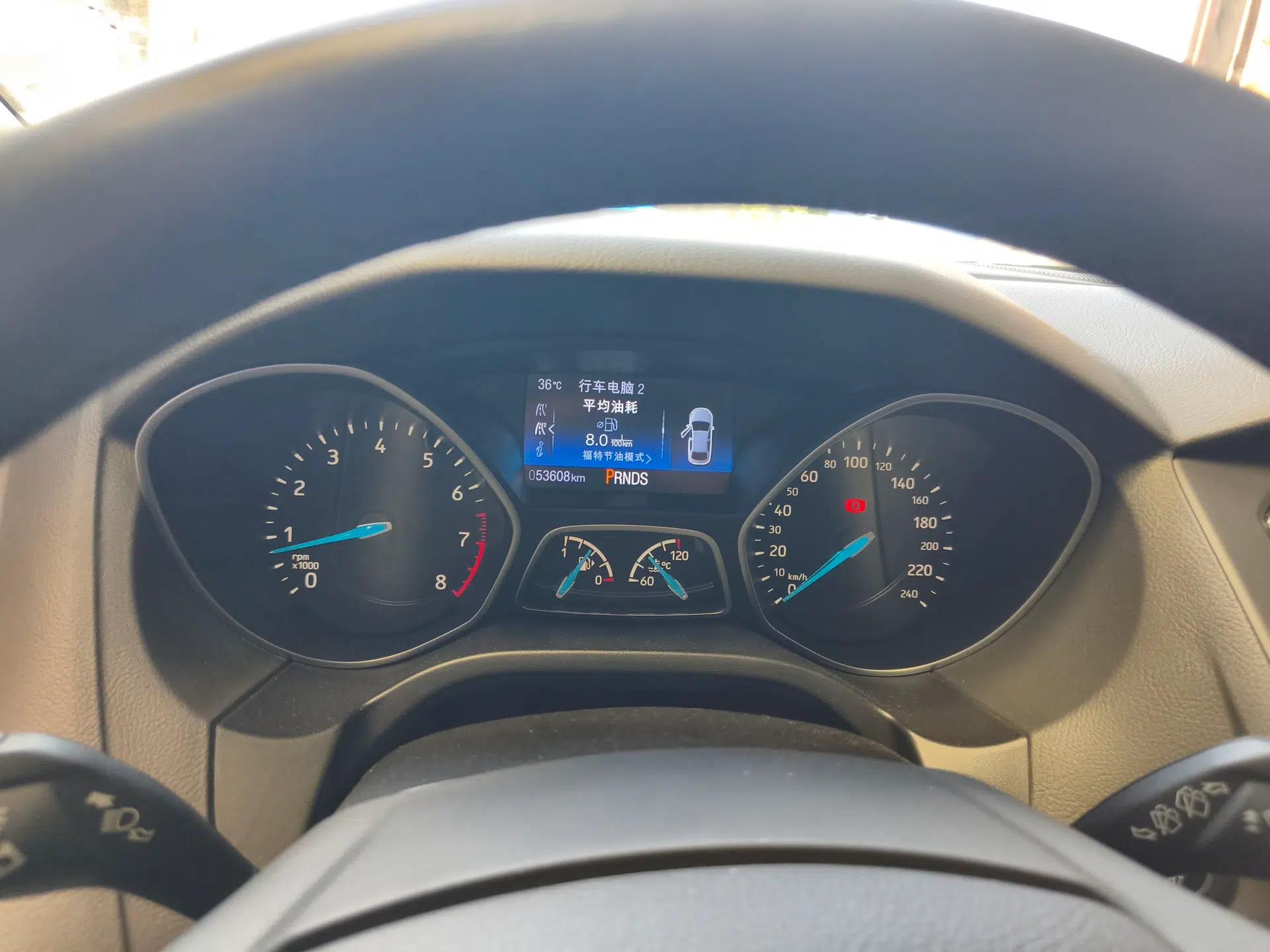 Ford Focus 2015 Hatchback EcoBoost 180 Automatic Sport Model — миниатюра 20
