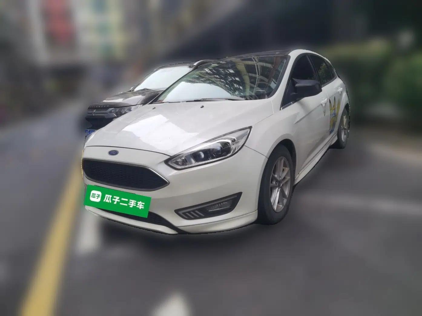 Ford Focus 2017 Hatchback EcoBoost 180 Automatic Elite Model — миниатюра 1