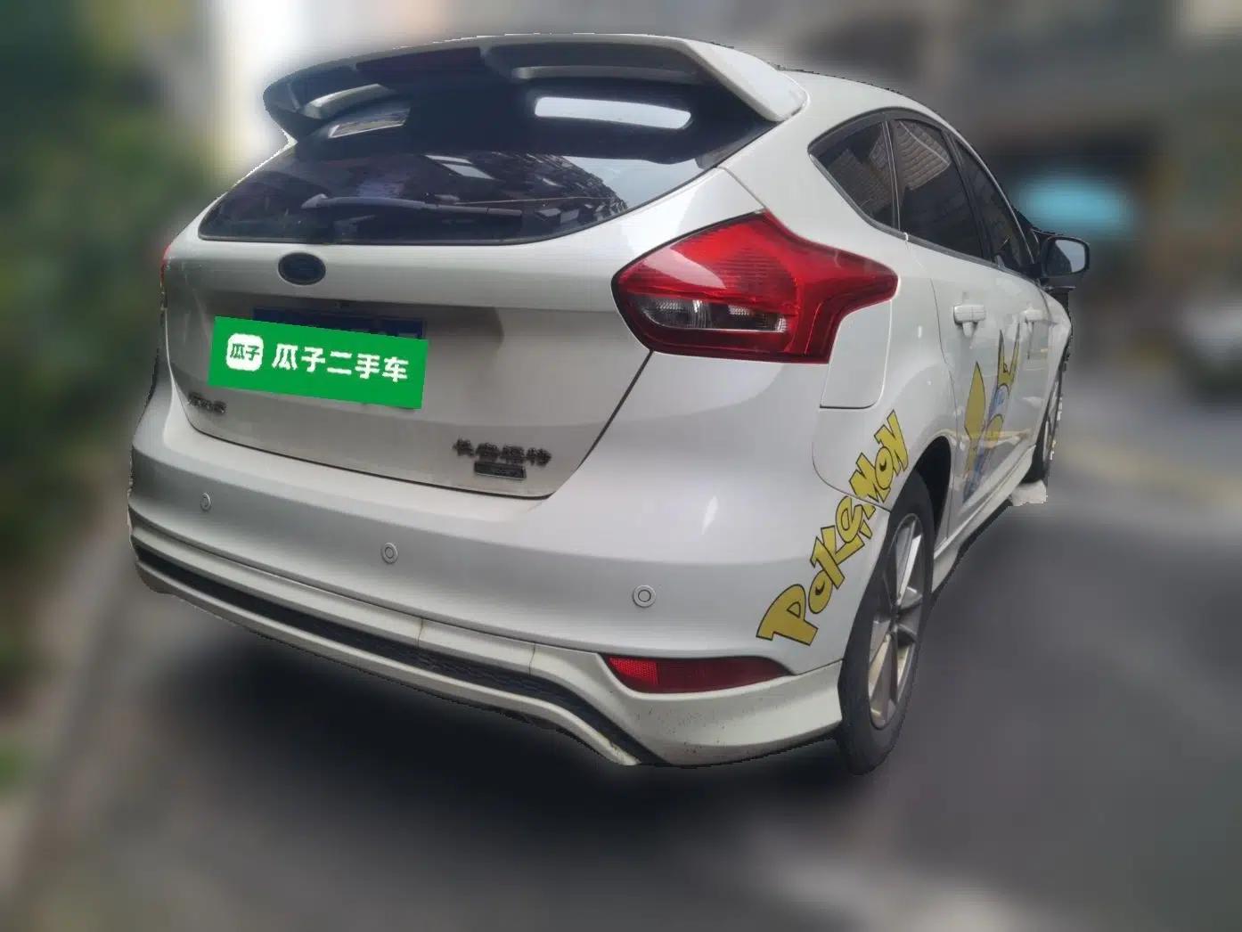 Ford Focus 2017 Hatchback EcoBoost 180 Automatic Elite Model — миниатюра 6
