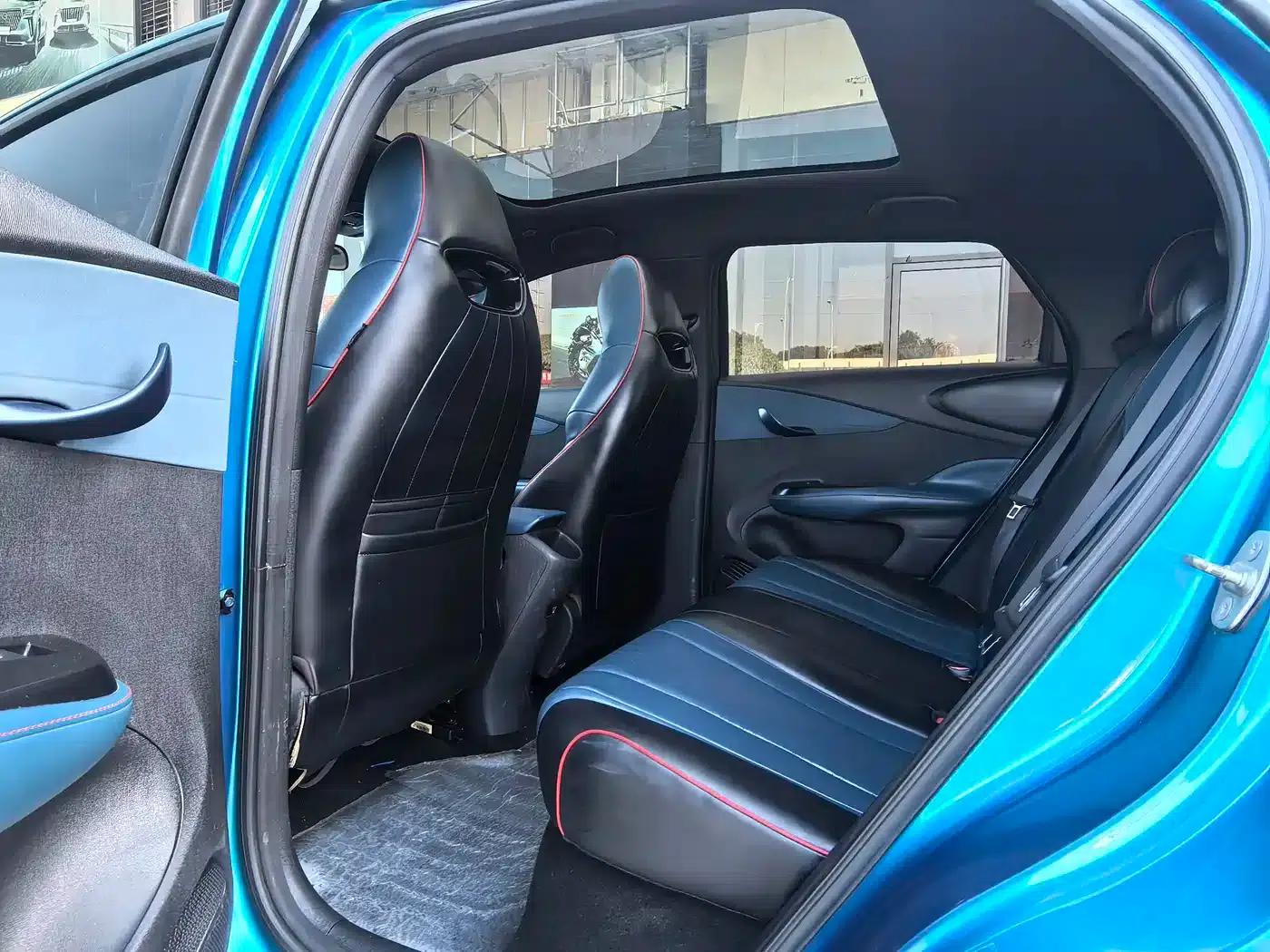 Dolphin 2021 405km Fashion Edition — миниатюра 12