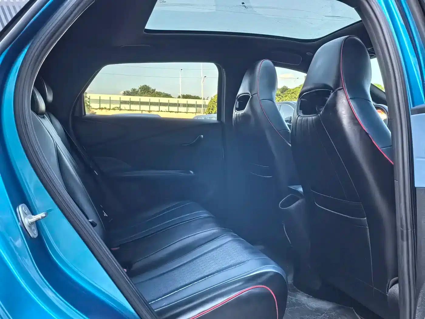 Dolphin 2021 405km Fashion Edition — миниатюра 9