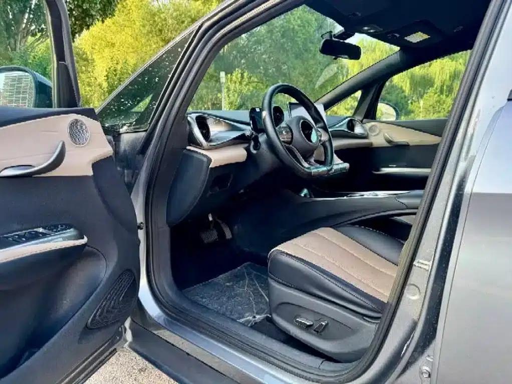 Dolphin 2023 420km Freedom Edition — миниатюра 5