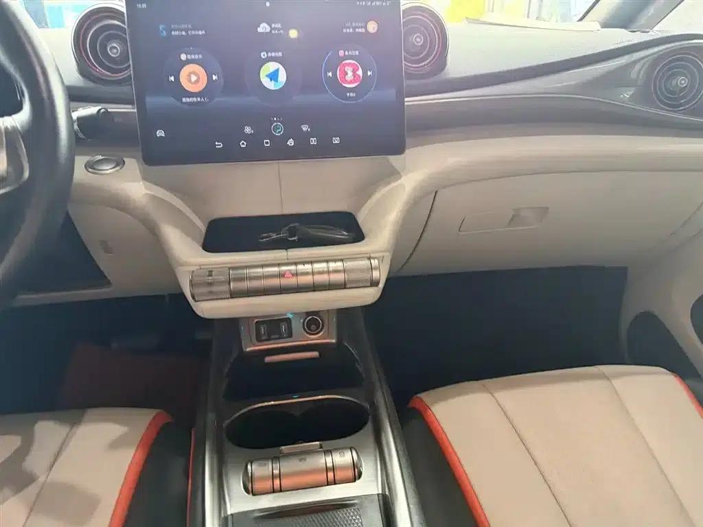 Dolphin 2021 405km Fashion Edition — миниатюра 16
