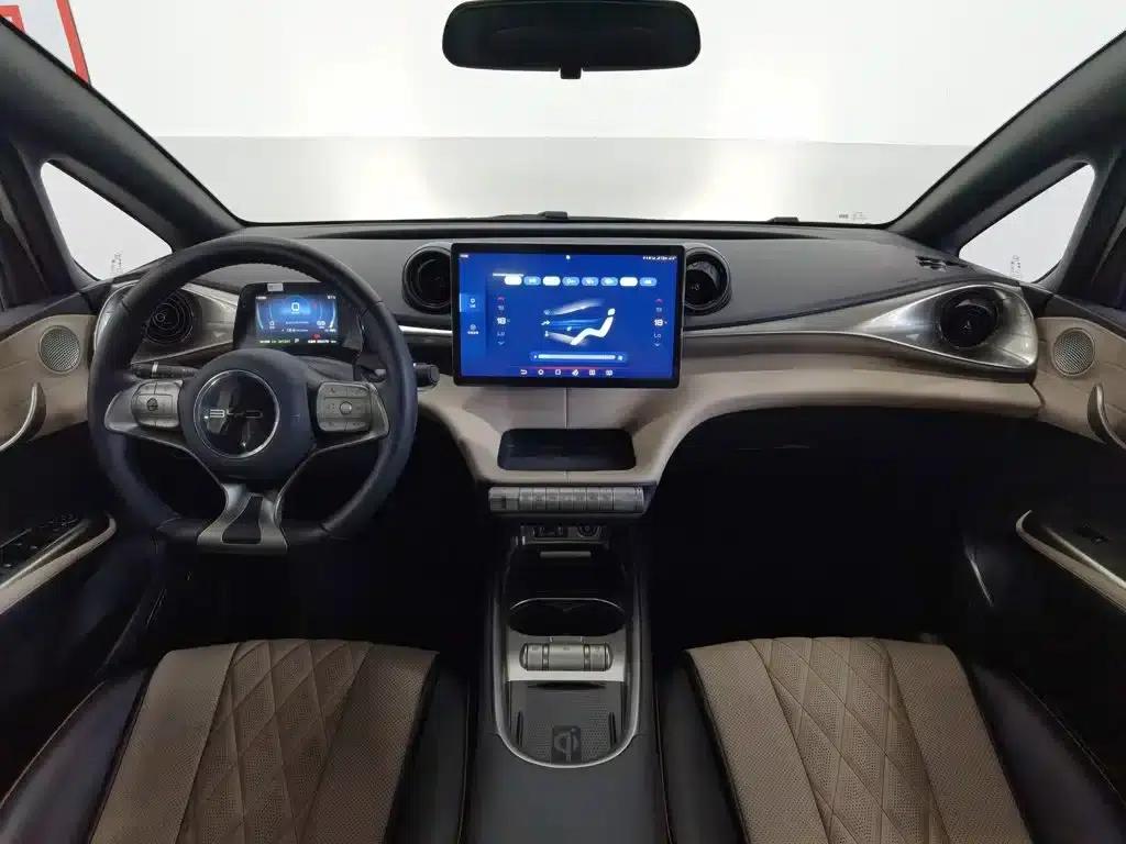 Dolphin 2021 405km Fashion Edition — миниатюра 5