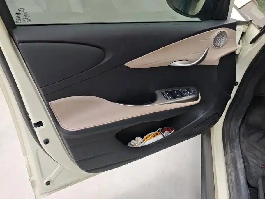 Dolphin 2025 Smart Driving Edition 410km Fashion Edition — миниатюра 7