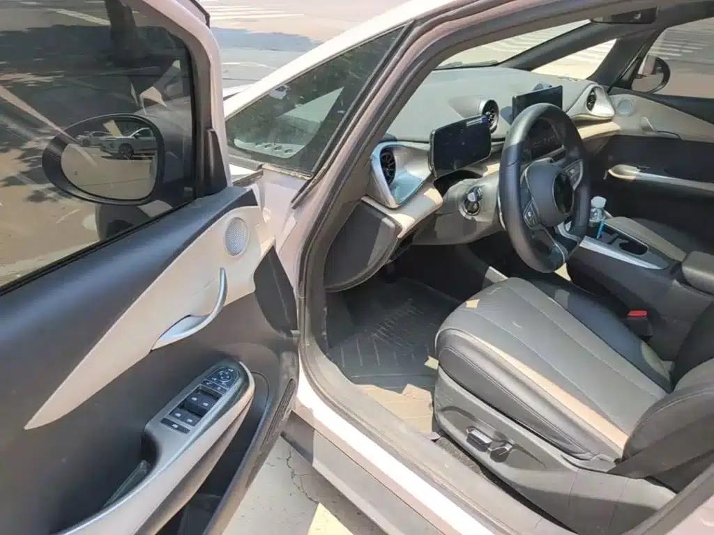Dolphin 2025 Smart Driving Edition 410km Fashion Edition — миниатюра 16