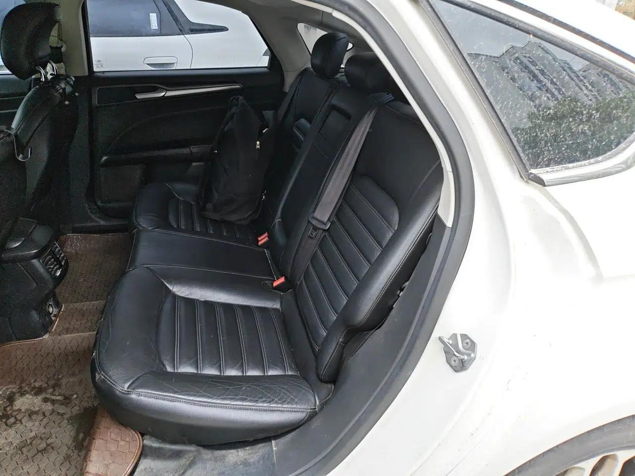 Ford Mondeo 2013 1.5L GTDi180 Fashion Edition — миниатюра 17