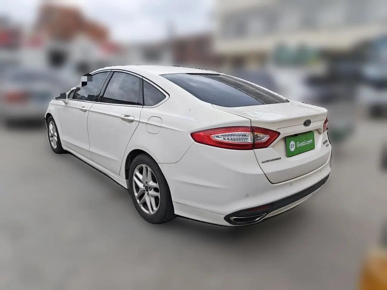 Ford Mondeo 2013 1.5L GTDi180 Fashion Edition — миниатюра 4