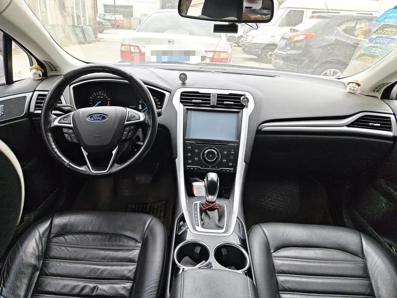 Ford Mondeo 2013 1.5L GTDi180 Fashion Edition — миниатюра 9
