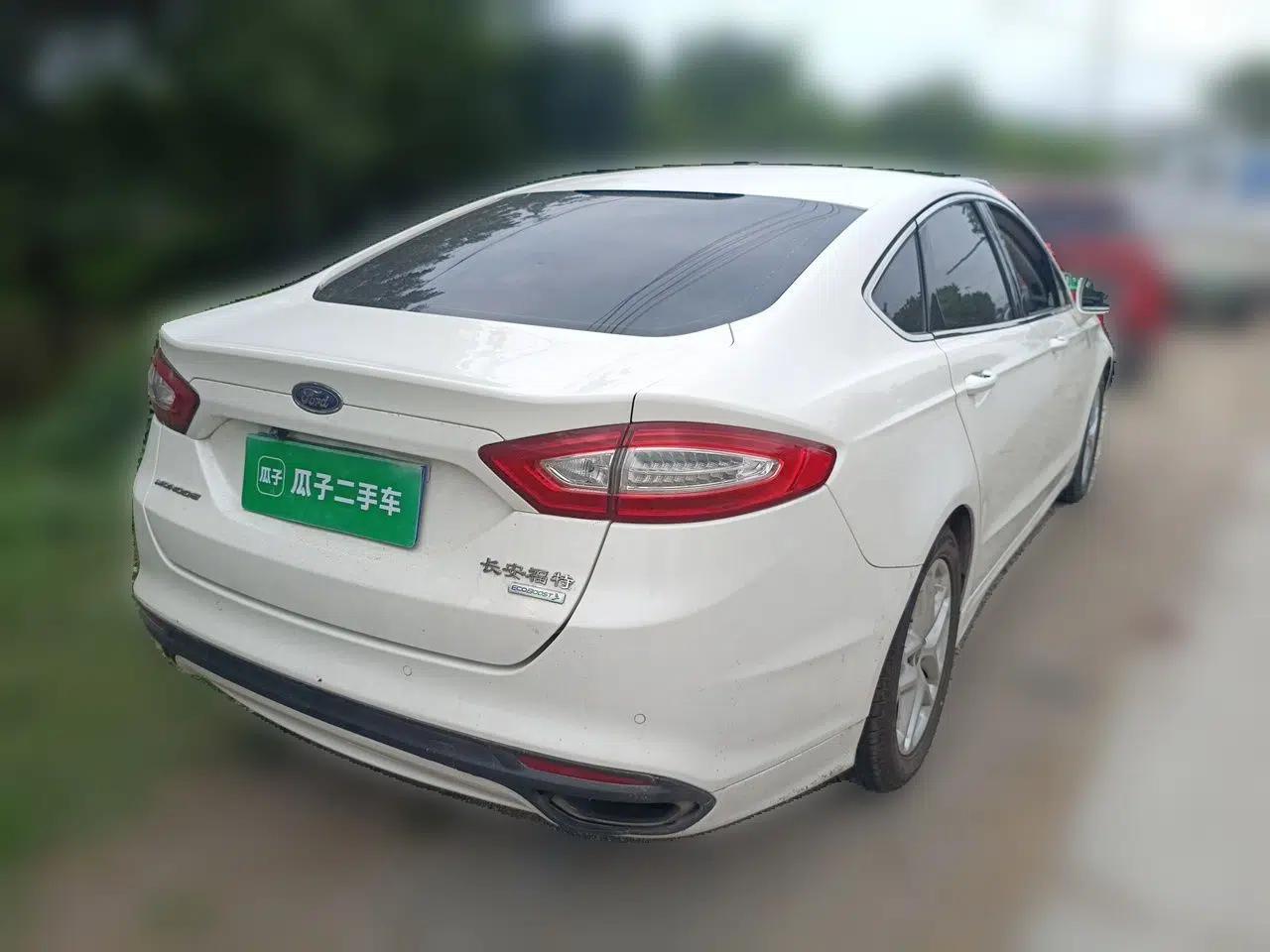 Ford Mondeo 2013 1.5L GTDi180 Fashion Edition — миниатюра 6