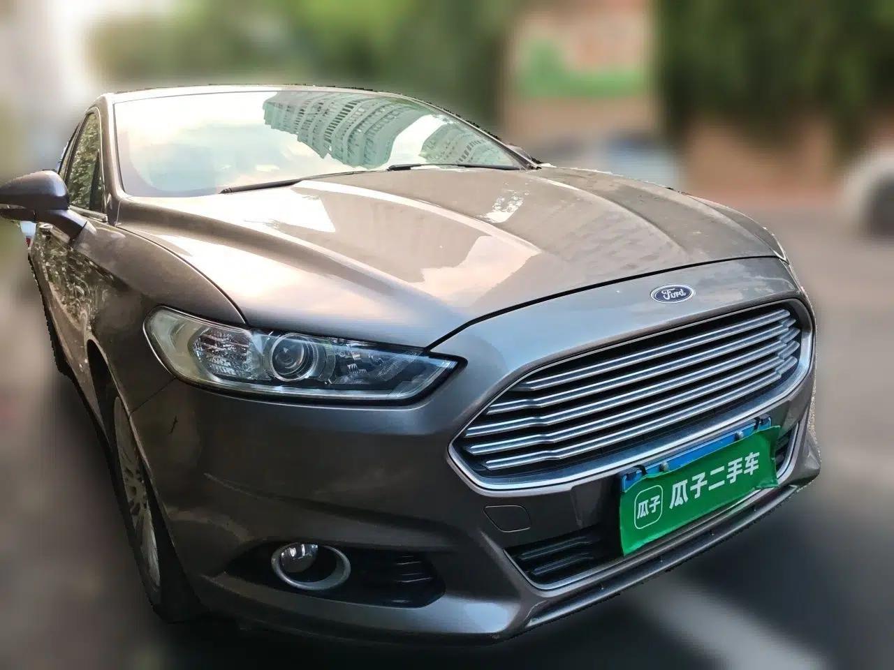 Ford Mondeo 2013 2.0L GTDi 200 Fashion Edition — миниатюра 3