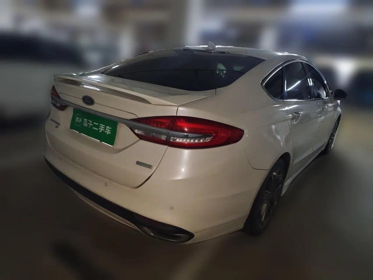 Ford Mondeo 2017 EcoBoost 245 Luxury Sport Model — миниатюра 6