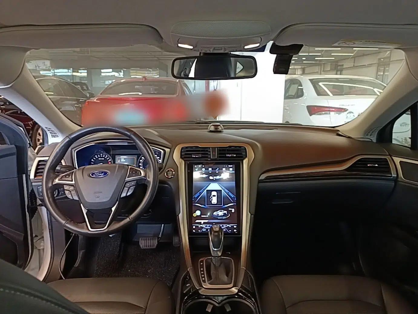 Ford Mondeo 2013 2.0L GTDi 200 Fashion Edition — миниатюра 17