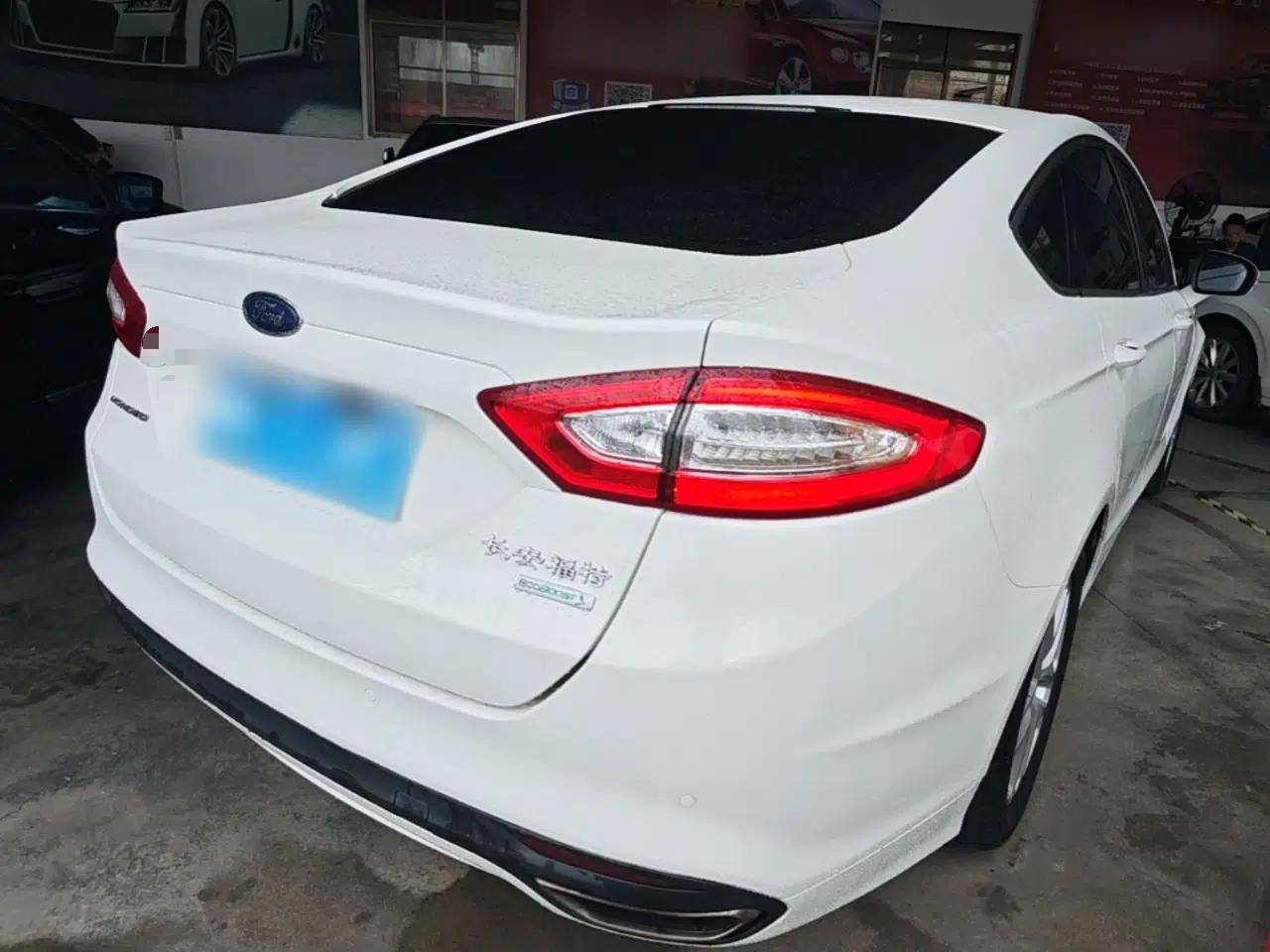 Ford Mondeo 2013 1.5L GTDi180 Fashion Edition — миниатюра 6