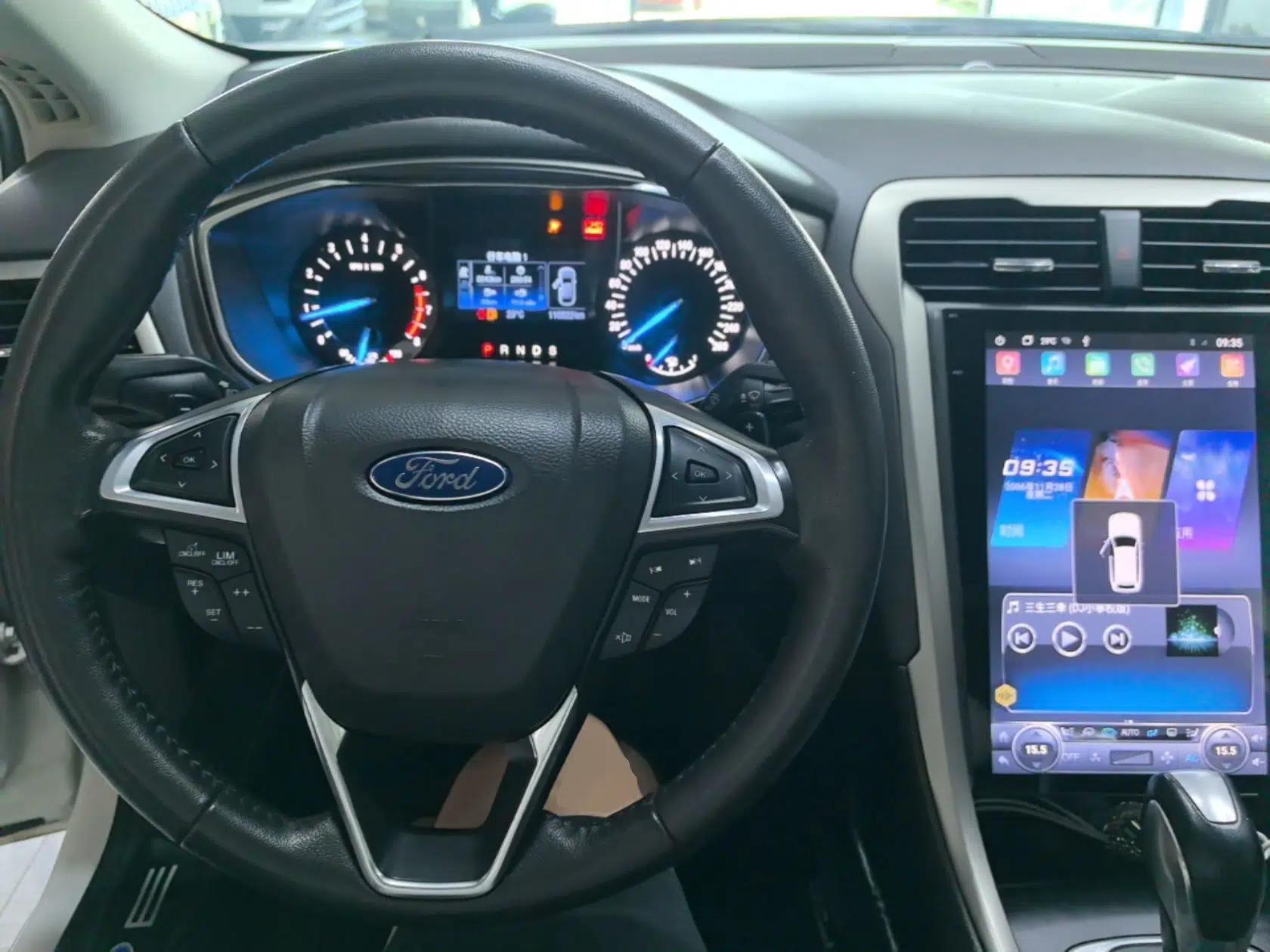 Ford Mondeo 2013 2.0L GTDi 200 Fashion Edition — миниатюра 12