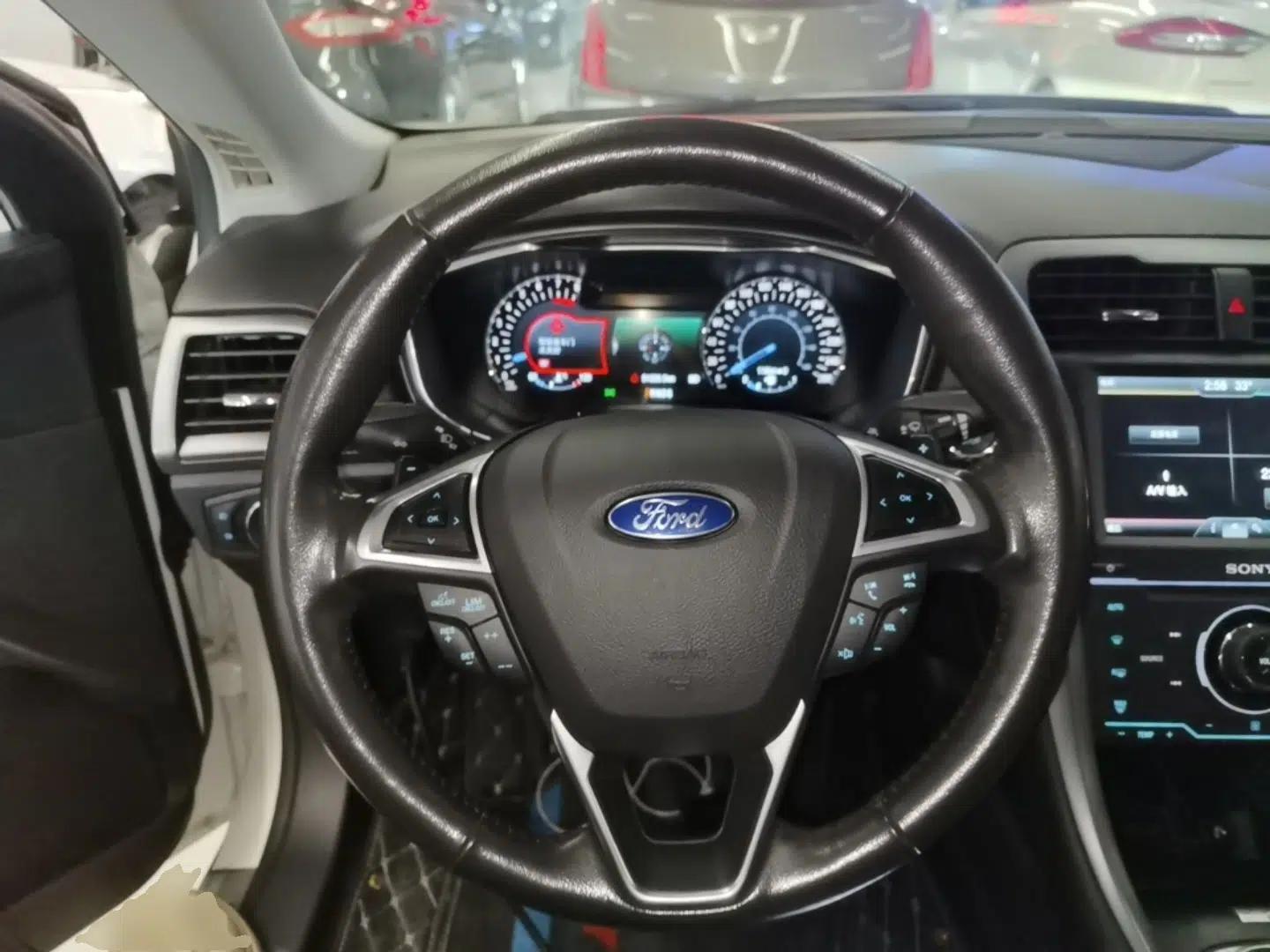 Ford Mondeo 2013 2.0L GTDi240 Luxury Sport Model — миниатюра 13