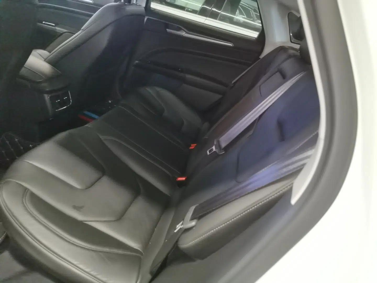 Ford Mondeo 2013 2.0L GTDi240 Luxury Sport Model — миниатюра 20