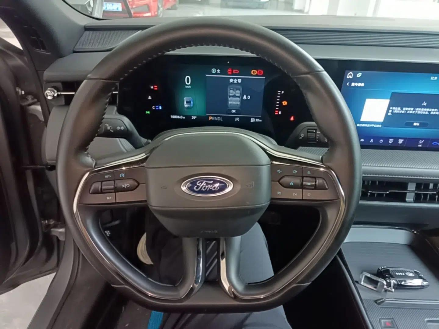 Ford Mondeo 2023 EcoBoost 180 Comfort Model — миниатюра 13
