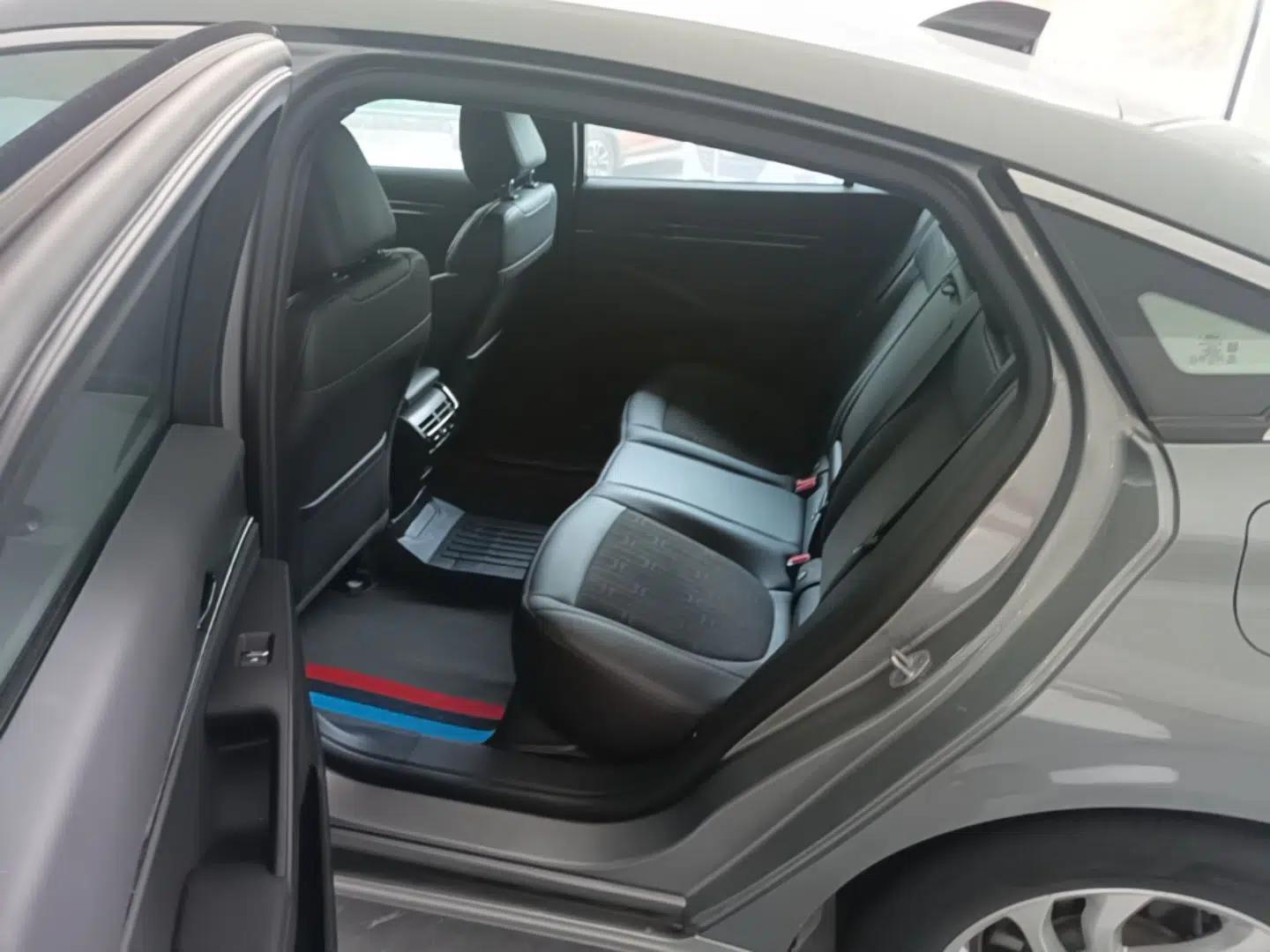 Ford Mondeo 2023 EcoBoost 180 Comfort Model — миниатюра 20