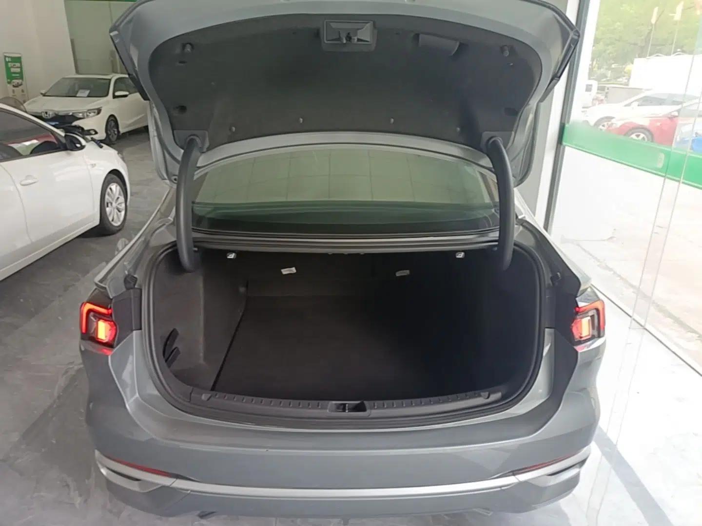 Ford Mondeo 2023 EcoBoost 180 Comfort Model — миниатюра 22