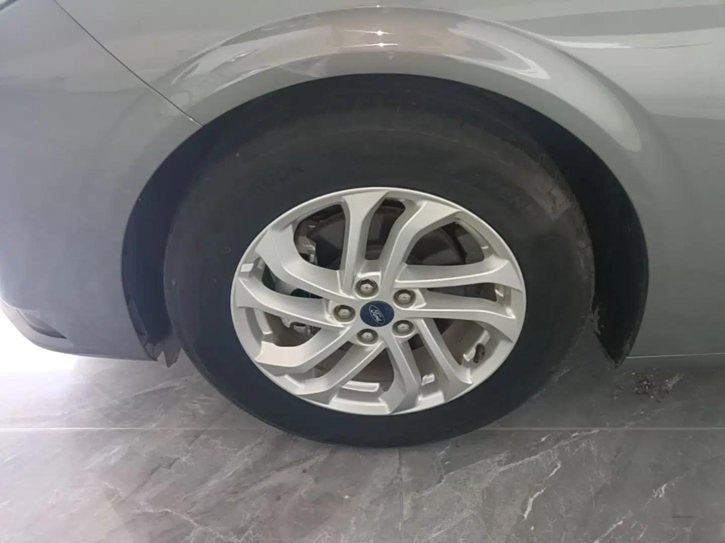 Ford Mondeo 2023 EcoBoost 180 Comfort Model — миниатюра 10