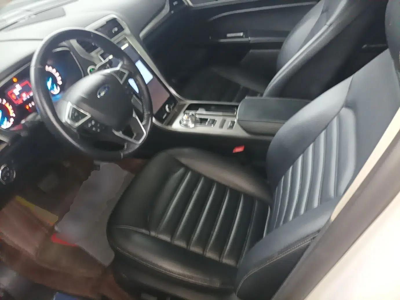 Ford Mondeo 2020 EcoBoost 180 Stylish Model — миниатюра 23