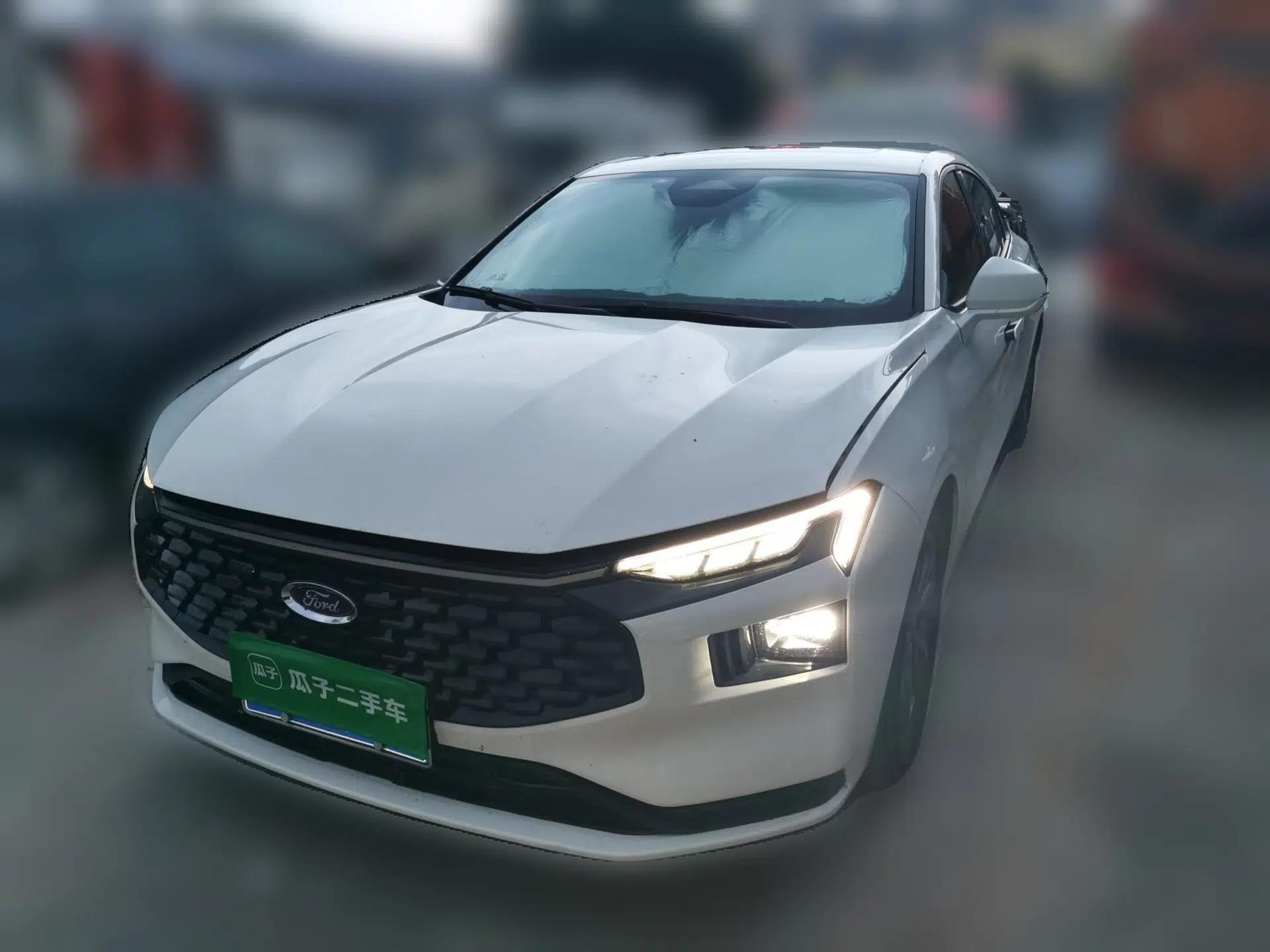 Ford Mondeo 2025 2.0T EcoBoost Luxury Version — миниатюра 1