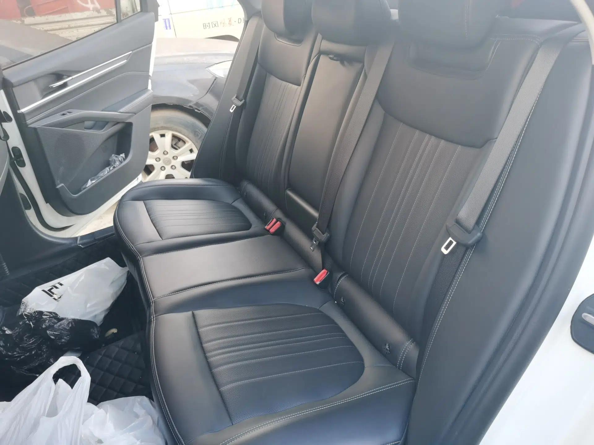 Ford Mondeo 2025 2.0T EcoBoost Luxury Version — миниатюра 17
