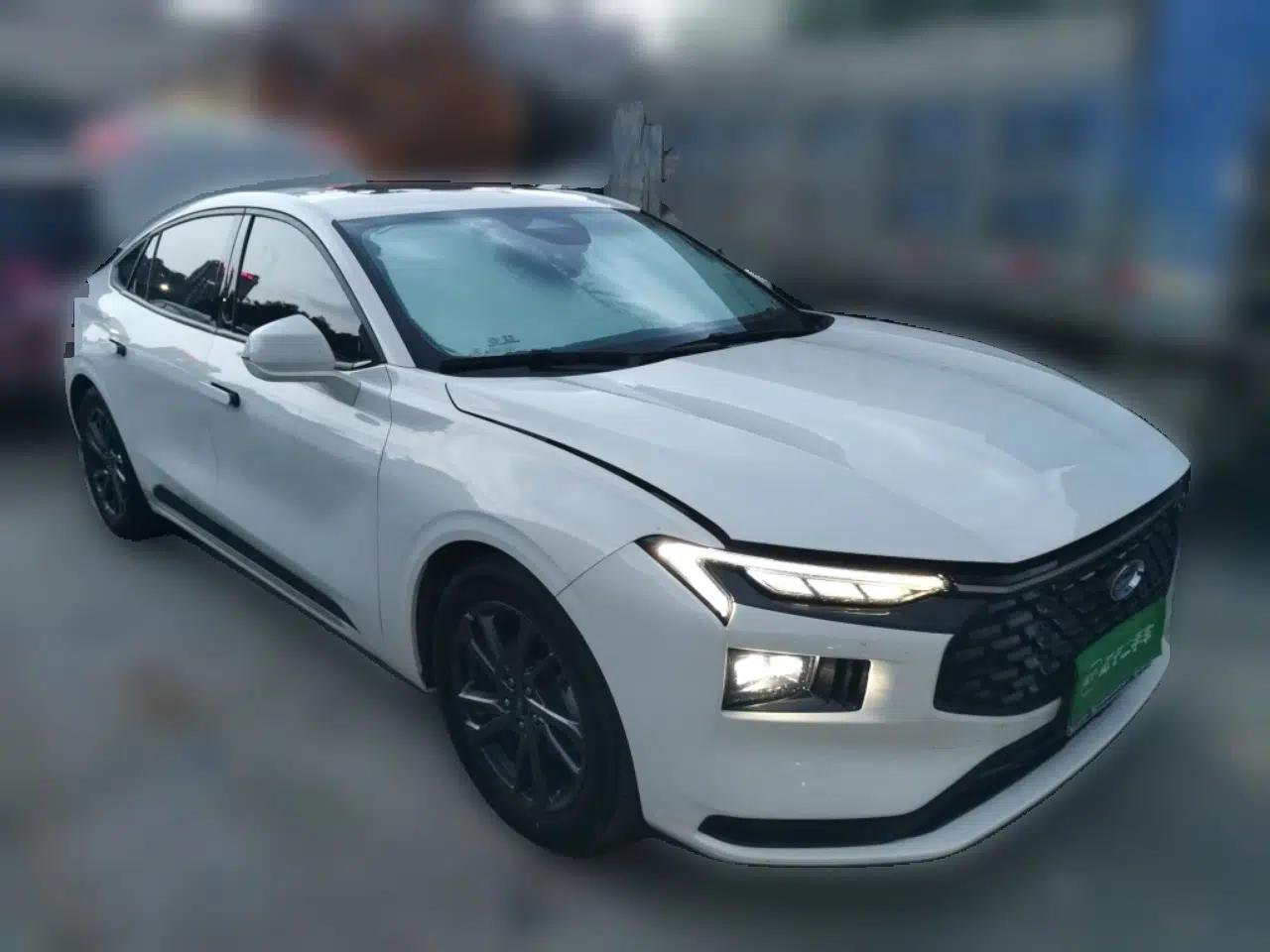 Ford Mondeo 2025 2.0T EcoBoost Luxury Version — миниатюра 3