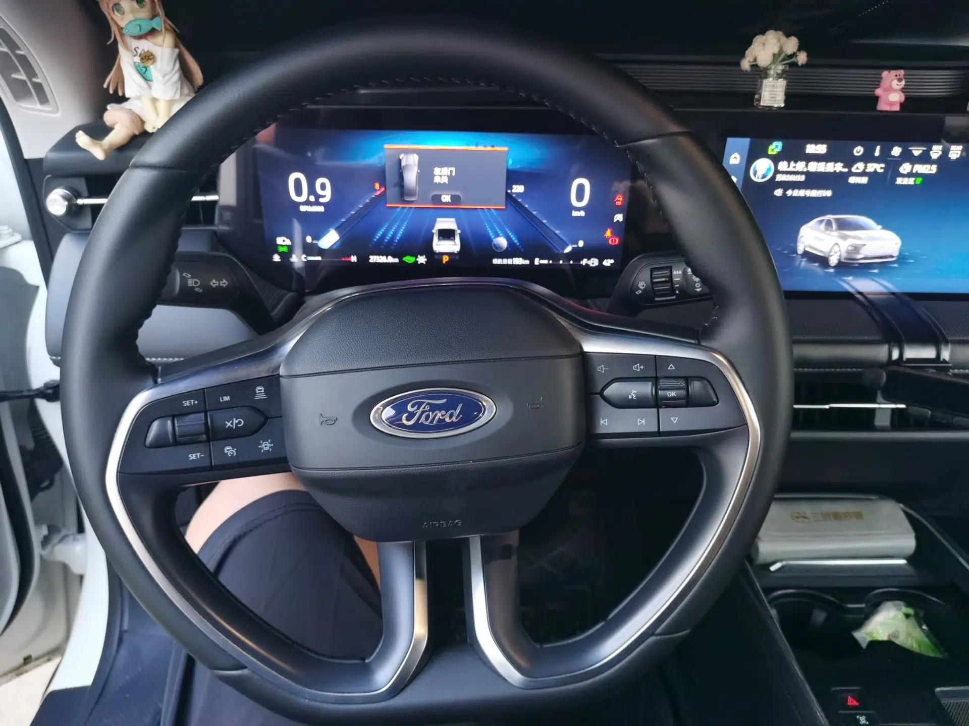 Ford Mondeo 2025 2.0T EcoBoost Luxury Version — миниатюра 10