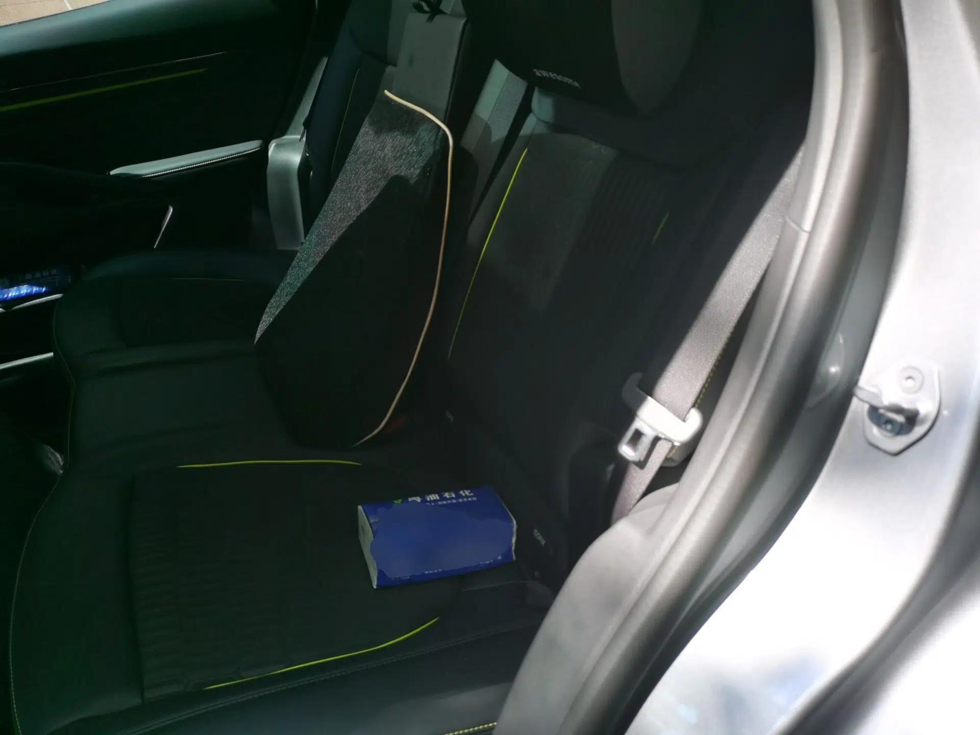 Ford Mondeo 2025 2.0T EcoBoost E Hybrid Sport Edition — миниатюра 17