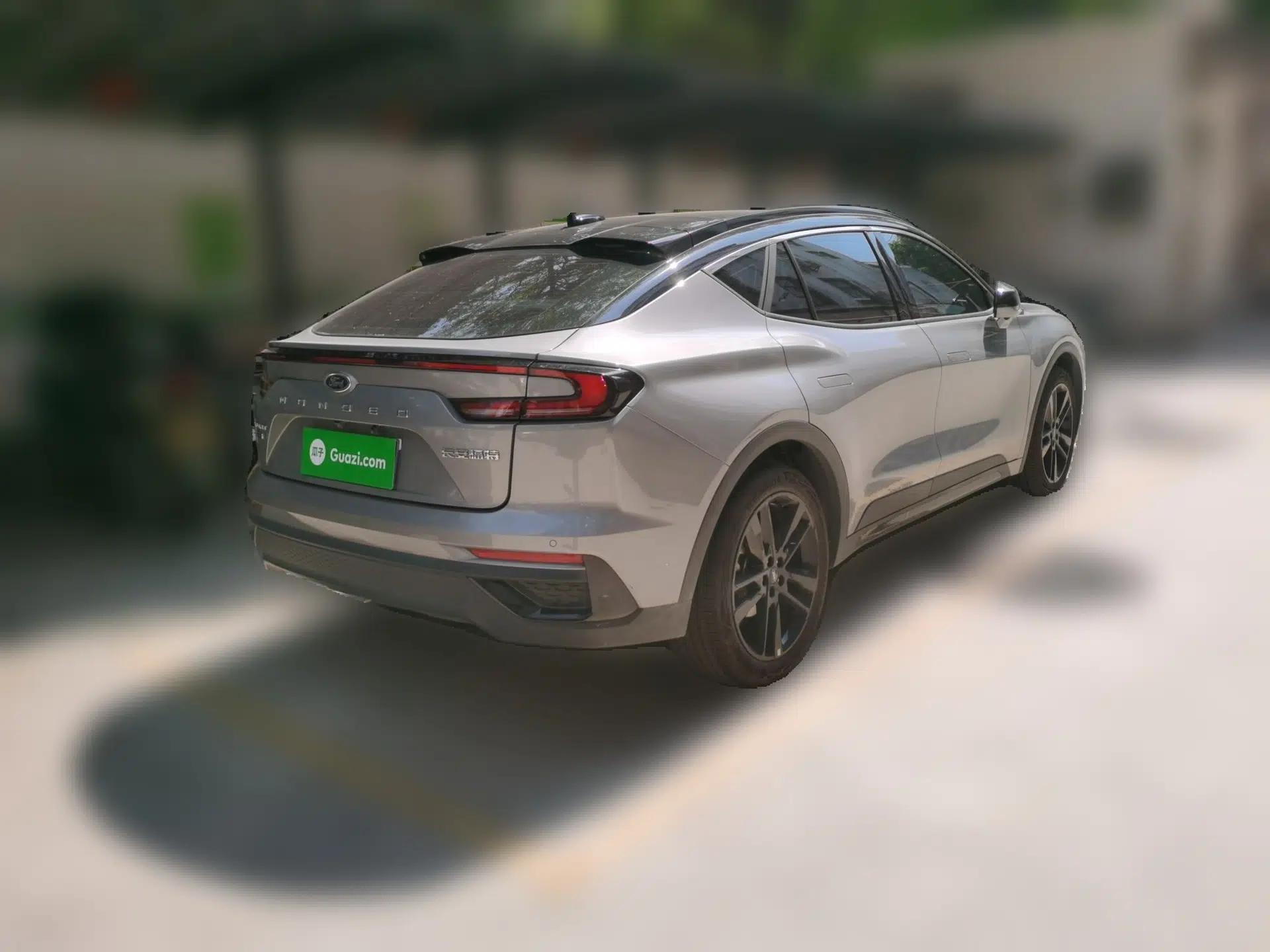 Ford Mondeo 2025 2.0T EcoBoost E Hybrid Sport Edition — миниатюра 6