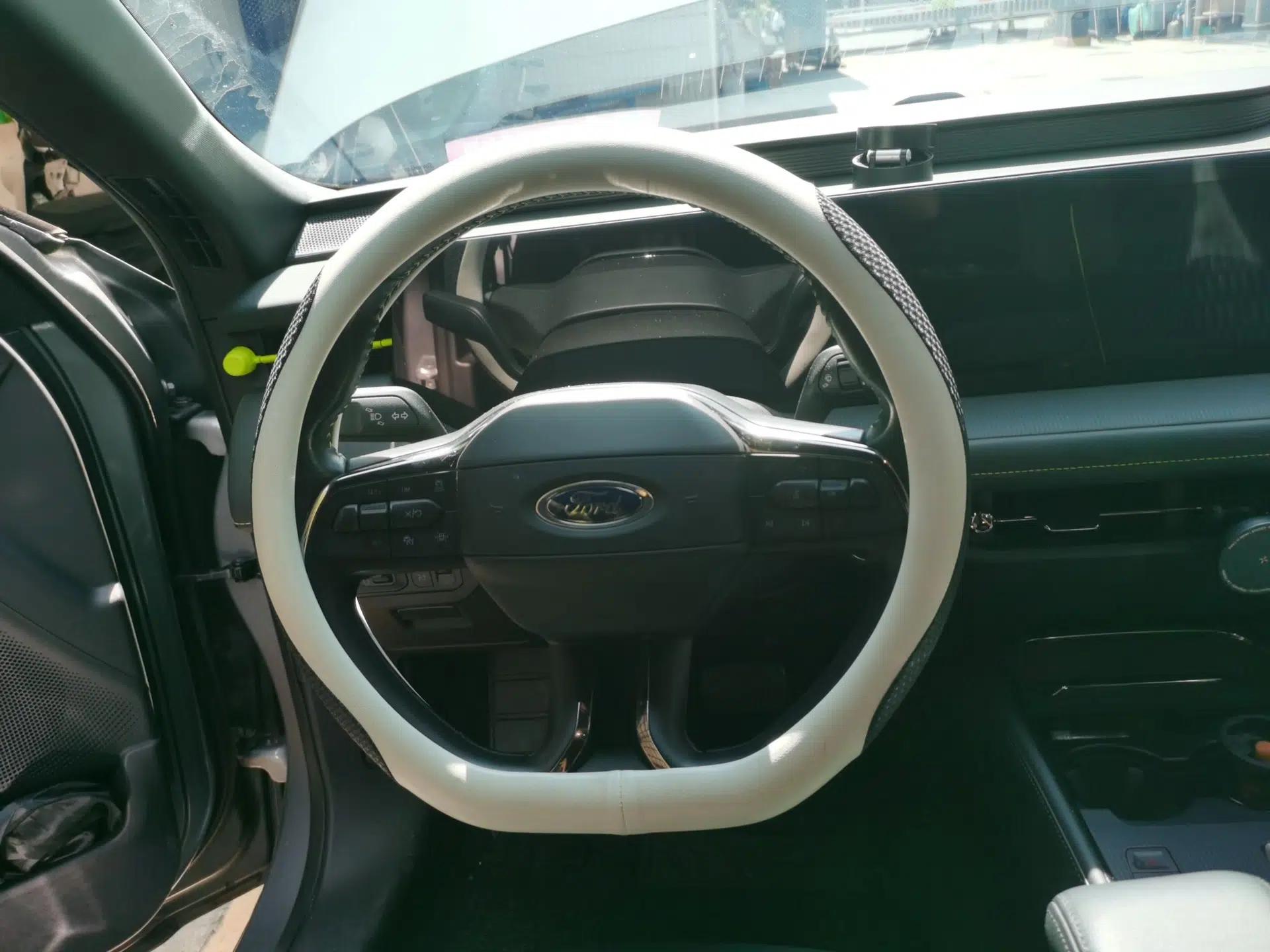 Ford Mondeo 2025 2.0T EcoBoost E Hybrid Sport Edition — миниатюра 10