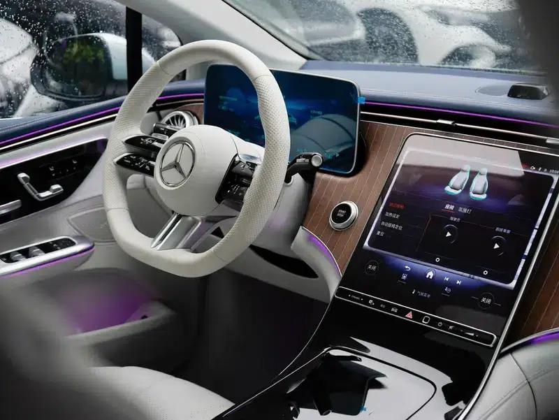 Mercedes-Benz EQE 2025 EQE 500 4MATIC Pioneer Edition — миниатюра 15