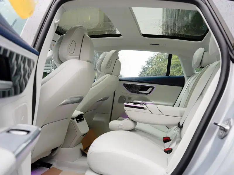 Mercedes-Benz EQE 2025 EQE 500 4MATIC Pioneer Edition — миниатюра 17