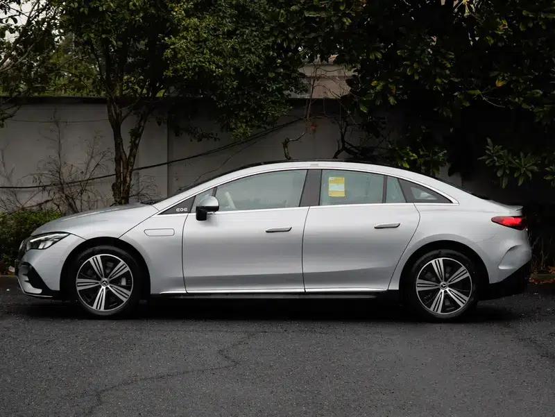 Mercedes-Benz EQE 2025 EQE 500 4MATIC Pioneer Edition — миниатюра 4