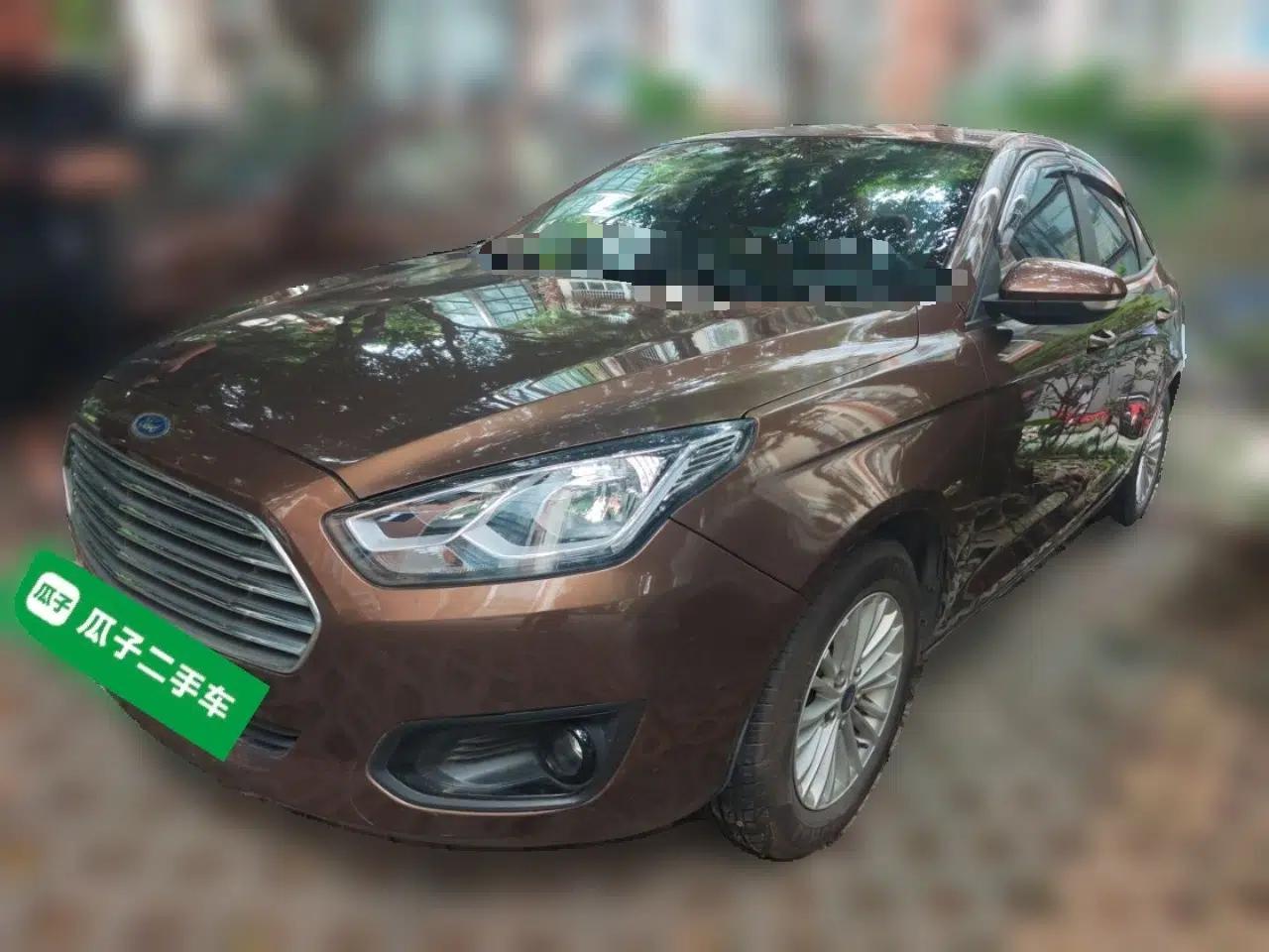 Ford Escort 2015 1.5L Automatic Comfort Edition — миниатюра 1